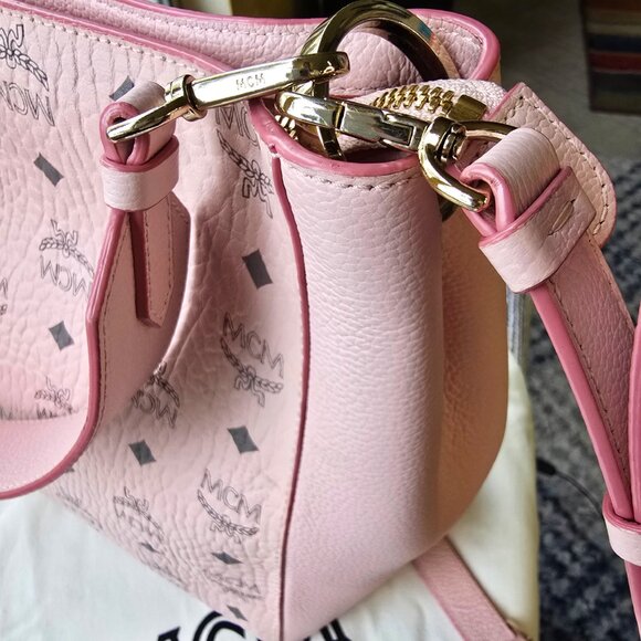 MCM Klara Leather Hobo Bag Powder Pink Monogram Crossbody Authentic - MSRP $1,01 - Picture 3 of 14